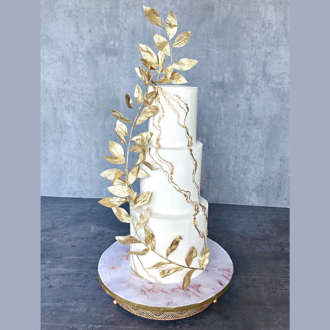 Wedding Cake golden leaves